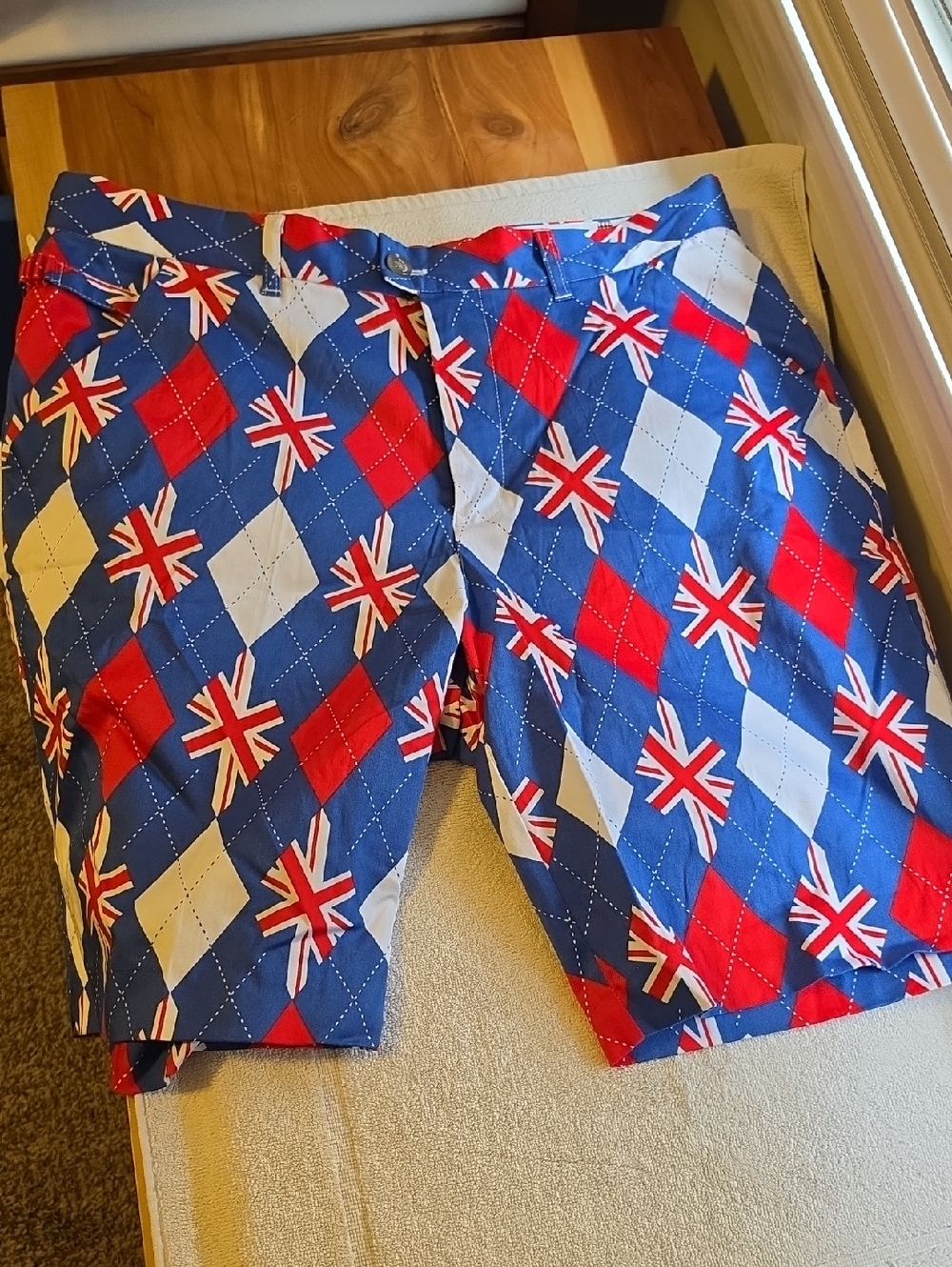 Men's Blue Red White Flag Pattern Cotton Shorts NWOT